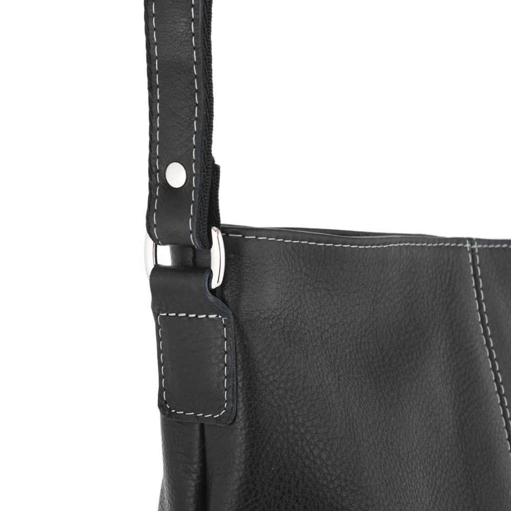 Женская кожаная сумка "Долорес" (черный)