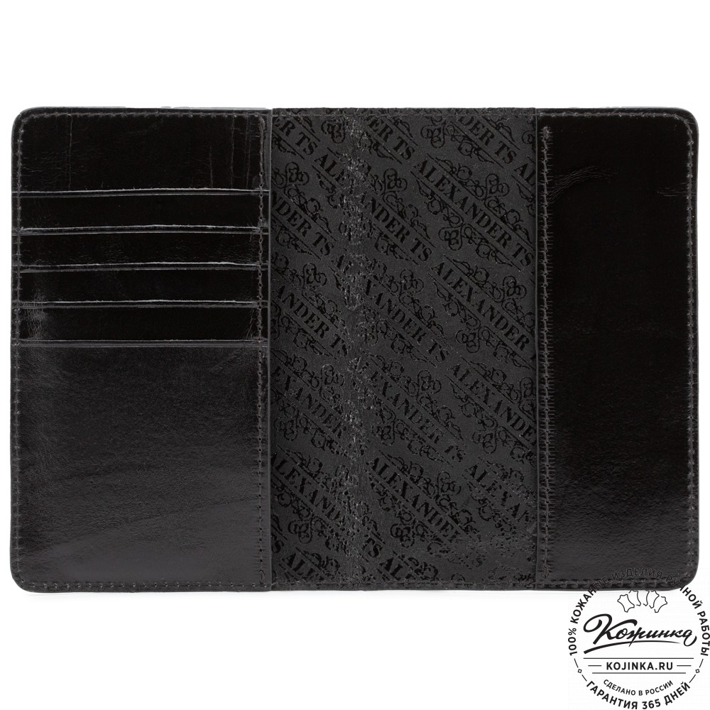 Кожаная обложка на паспорт "Белый зверек" (чёрная)